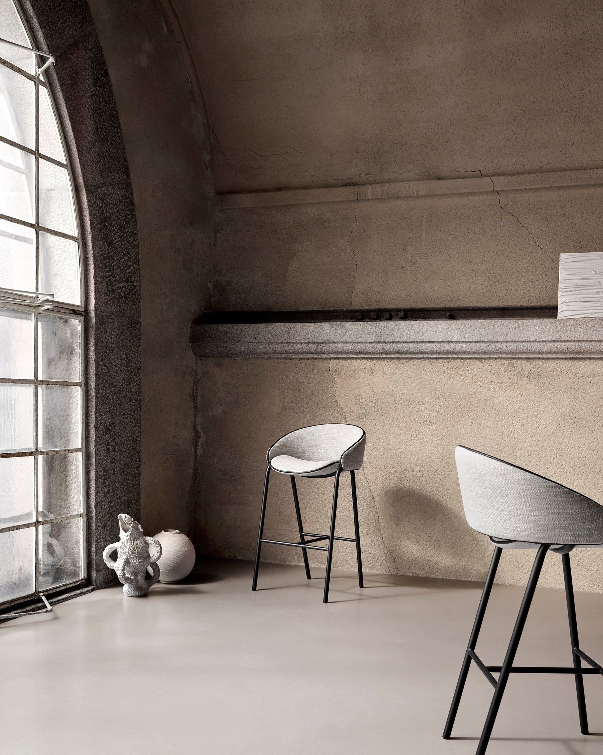 Folium Bar Stool with Leather Piping - Light Grey-Julie 04